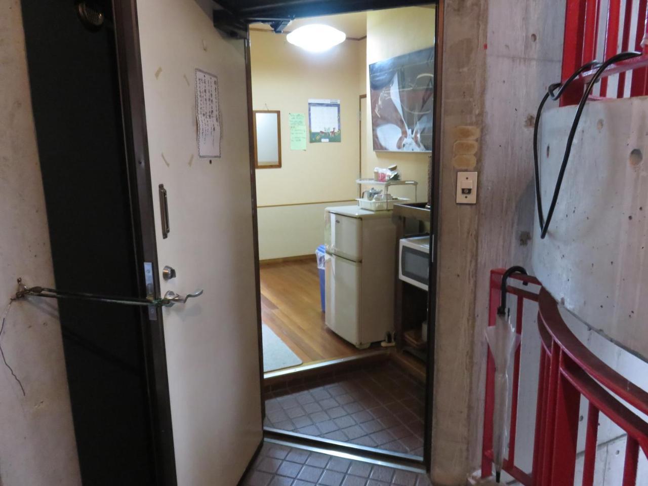 Hostel Hakuseiso Naha Exteriör bild